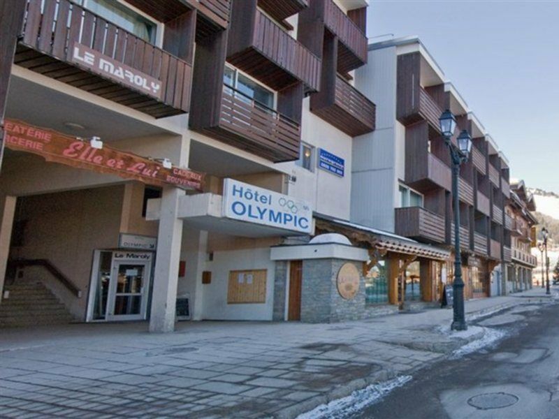 Madame Olympic Hotel 2*